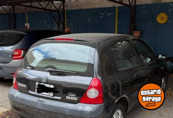 Autos - Renault Clio privilege 1.6 2004 Nafta 55000Km - En Venta