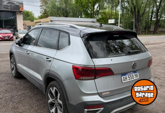 Autos - Volkswagen Taos higland 2025 Nafta 18000Km - En Venta