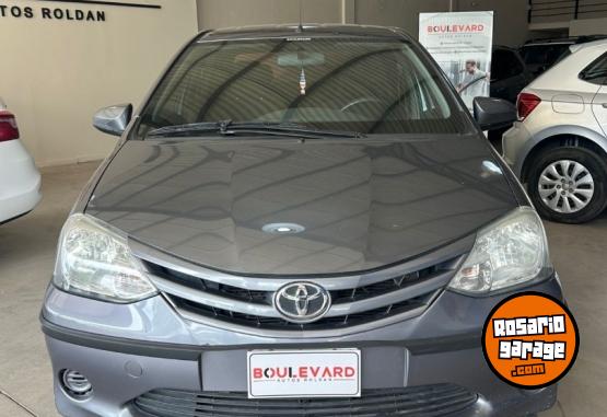 Autos - Toyota Etios XS 2016 Nafta 106000Km - En Venta