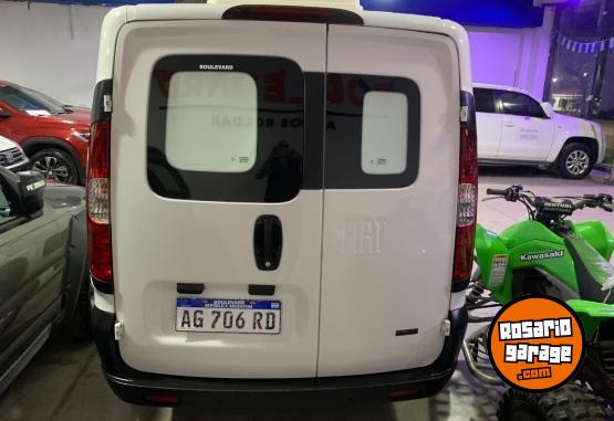 Utilitarios - Fiat Fiorino 2024 Diesel 25000Km - En Venta