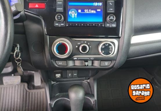Autos - Honda WRV EX 2019 Nafta 71000Km - En Venta