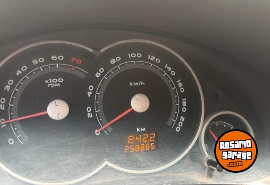 Autos - Chevrolet FUN 2011 Nafta 258000Km - En Venta