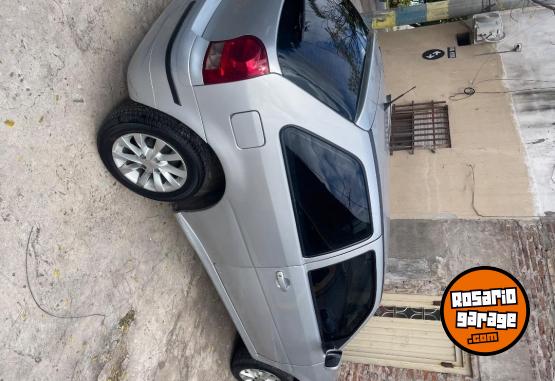 Autos - Volkswagen Gol power 2011 Nafta 139000Km - En Venta