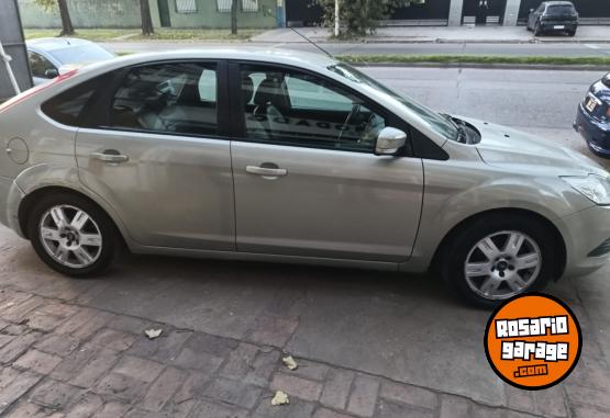 Autos - Ford FOCUS TREND 2010 GNC 111111Km - En Venta