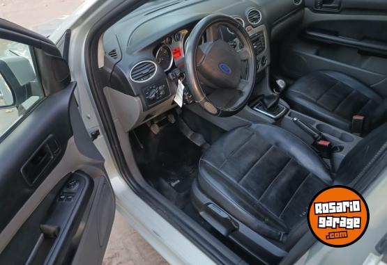 Autos - Ford FOCUS TREND 2010 GNC 111111Km - En Venta