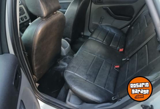 Autos - Ford FOCUS TREND 2010 GNC 111111Km - En Venta