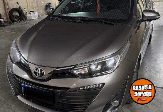 Autos - Toyota Yaris xls 2019 Nafta 106000Km - En Venta