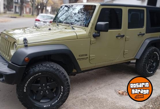 Camionetas - Jeep Wrangler 3.6 Unlimited 28 2013 Nafta 90000Km - En Venta