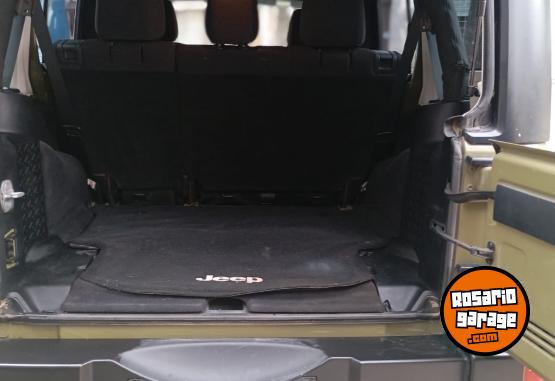 Camionetas - Jeep Wrangler 3.6 Unlimited 28 2013 Nafta 90000Km - En Venta