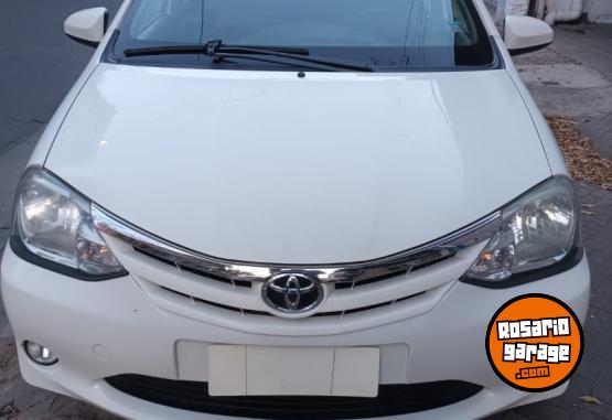 Autos - Toyota ETIOS XLS 1.5 — FULL 2013 Nafta 157000Km - En Venta