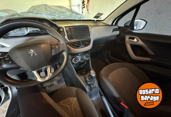 Autos - Peugeot 208 2016 Nafta 220Km - En Venta