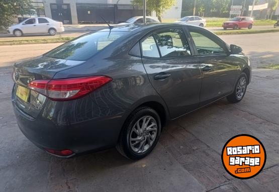 Autos - Toyota YARIS XLS 4 PUERTAS 2022 Nafta 85000Km - En Venta