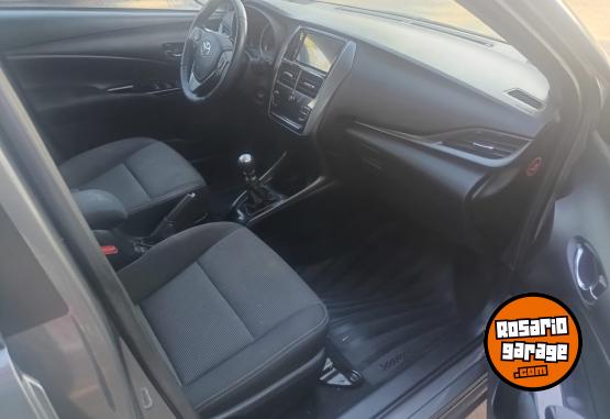 Autos - Toyota YARIS XLS 4 PUERTAS 2022 Nafta 85000Km - En Venta