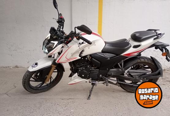 Motos - TVS RTR 2023 Nafta 3900Km - En Venta