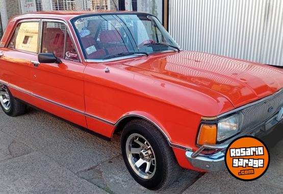 Autos - Ford Falcon lujo 1983 Nafta 150000Km - En Venta