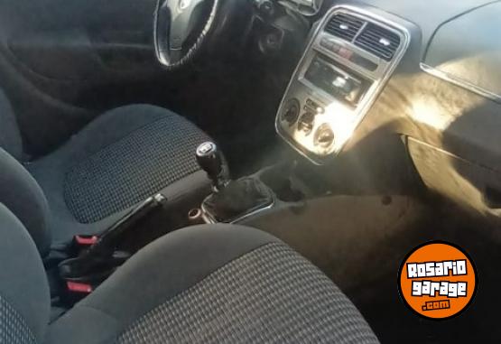 Autos - Fiat PUNTO ESSENCE 1.6 16V 2012 GNC 111111Km - En Venta