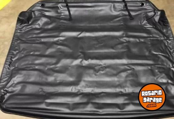 Accesorios para Autos - Lona Fiat toro Mopar original, nueva - En Venta