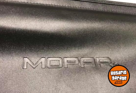 Accesorios para Autos - Lona Fiat toro Mopar original, nueva - En Venta