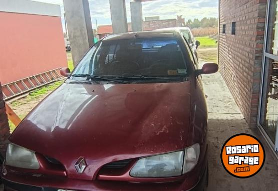 Autos - Renault Megan 1998 Nafta 111111Km - En Venta