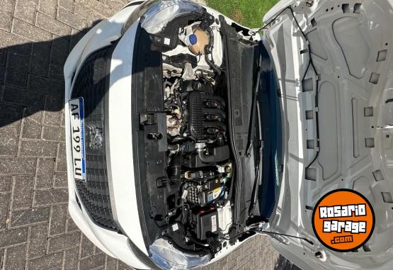 Autos - Peugeot 208 2022 Nafta 68500Km - En Venta