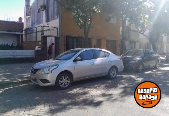 Autos - Nissan Versa V Drive 2020 Nafta 130000Km - En Venta