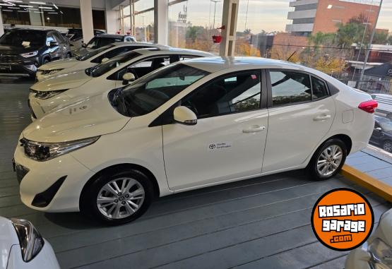Autos - Toyota Yaris xls 4p 6mt 2019 Nafta 54000Km - En Venta