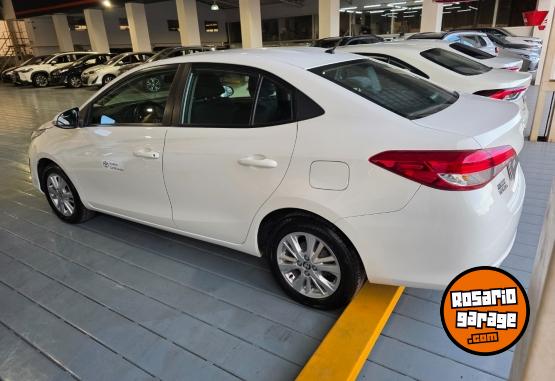 Autos - Toyota Yaris xls 4p 6mt 2019 Nafta 54000Km - En Venta