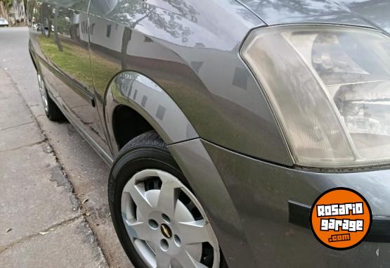 Autos - Chevrolet Meriva GL Plus 2010 Nafta 266000Km - En Venta