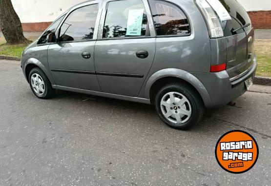 Autos - Chevrolet Meriva GL Plus 2010 Nafta 266000Km - En Venta
