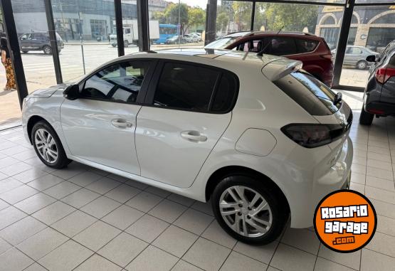 Autos - Peugeot 208 Active Pack 2023 Nafta 40000Km - En Venta