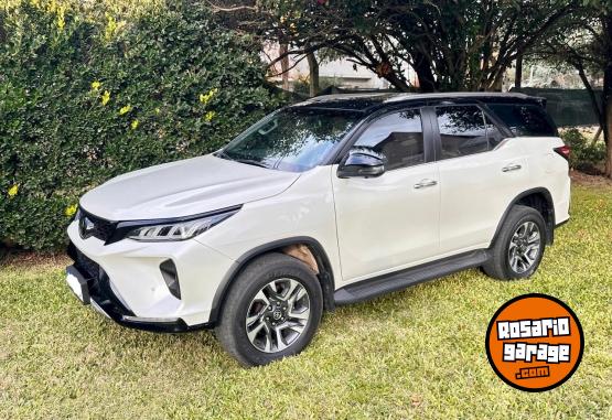 Camionetas - Toyota SW4 Diamond 2022 Diesel 70000Km - En Venta