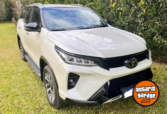 Camionetas - Toyota SW4 Diamond 2022 Diesel 70000Km - En Venta