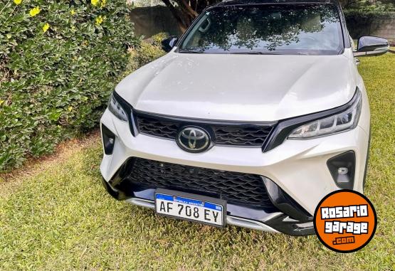 Camionetas - Toyota SW4 Diamond 2022 Diesel 70000Km - En Venta