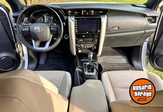 Camionetas - Toyota SW4 Diamond 2022 Diesel 70000Km - En Venta