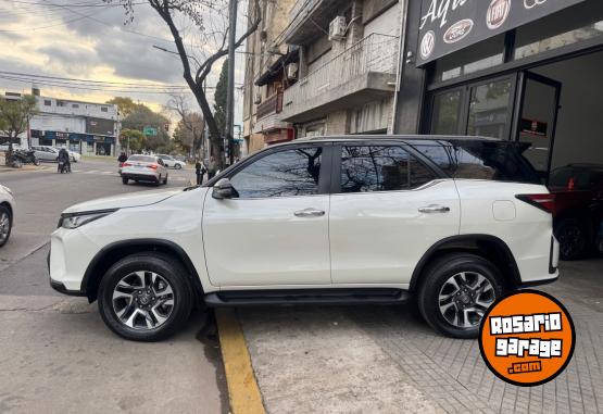 Camionetas - Toyota Sw4 diamond 2.8 tdi at6 2022 Diesel 85000Km - En Venta