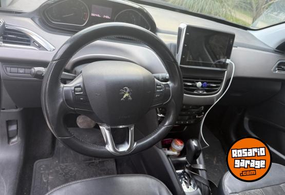 Autos - Peugeot 208 2018 Nafta 82000Km - En Venta