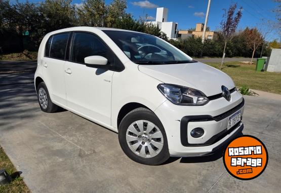 Autos - Volkswagen Up move 2017 Nafta 118000Km - En Venta