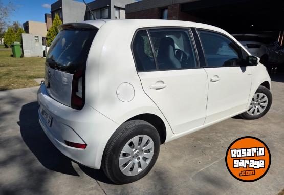 Autos - Volkswagen Up move 2017 Nafta 118000Km - En Venta