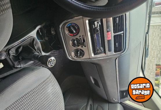 Autos - Fiat Punto essence 1.6 2011 GNC 163000Km - En Venta