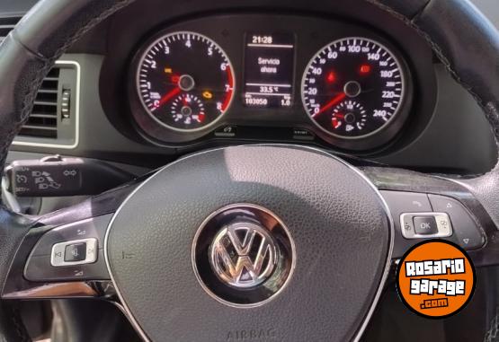 Autos - Volkswagen Suran Highline MSI 2017 Nafta 110000Km - En Venta
