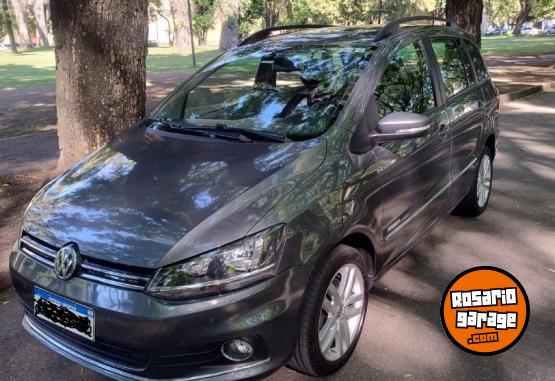 Autos - Volkswagen Suran Highline MSI 2017 Nafta 110000Km - En Venta