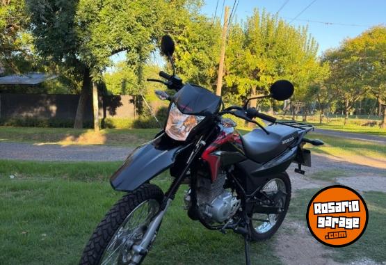 Motos - Honda Xr 2024 Nafta 4600Km - En Venta
