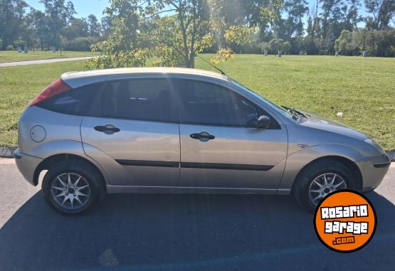 Autos - Ford FOCUS 2005 GNC 282000Km - En Venta