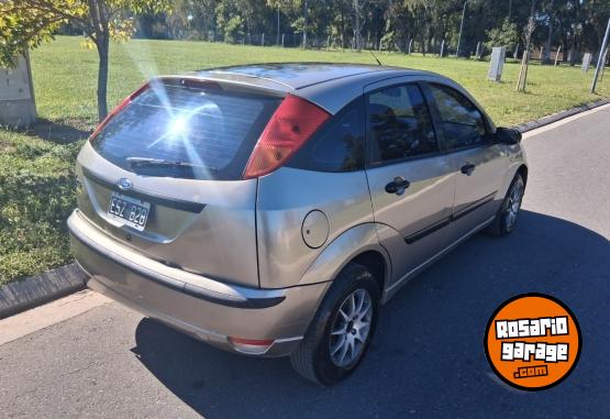 Autos - Ford FOCUS 2005 GNC 282000Km - En Venta