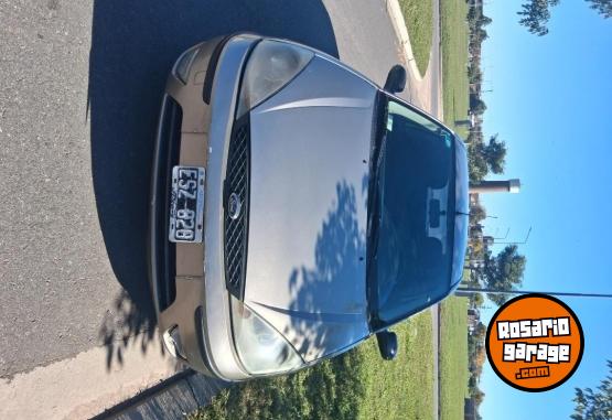 Autos - Ford FOCUS 2005 GNC 282000Km - En Venta
