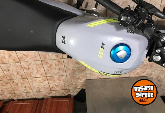 Motos - Motomel S2150 2025 Nafta 9000Km - En Venta
