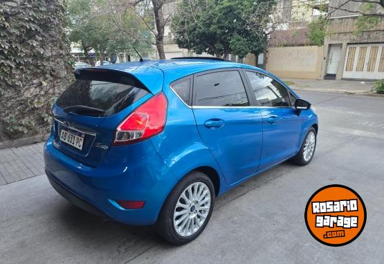 Autos - Ford Fiesta Titanium 2017 GNC 115000Km - En Venta
