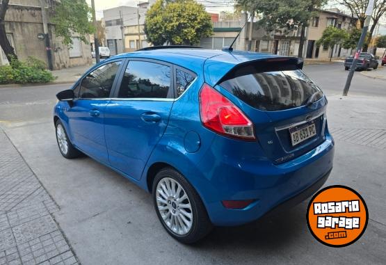 Autos - Ford Fiesta Titanium 2017 GNC 115000Km - En Venta