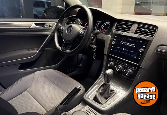 Autos - Volkswagen Golf Comfortline 2019 Nafta 96000Km - En Venta