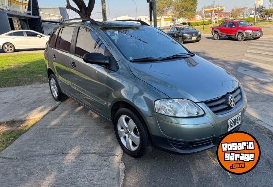 Autos - Volkswagen SURAN TRENDLINE 1.6 2010 Nafta 160000Km - En Venta